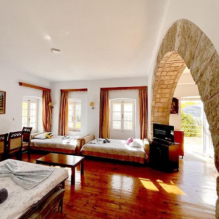 Sea Horizon House Alexis Hotel Himare Exterior photo